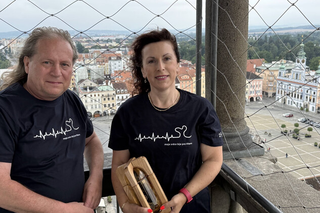 Primátorka města Dagmar Škodová Parmová a Jan Vančura, správce Černé věže